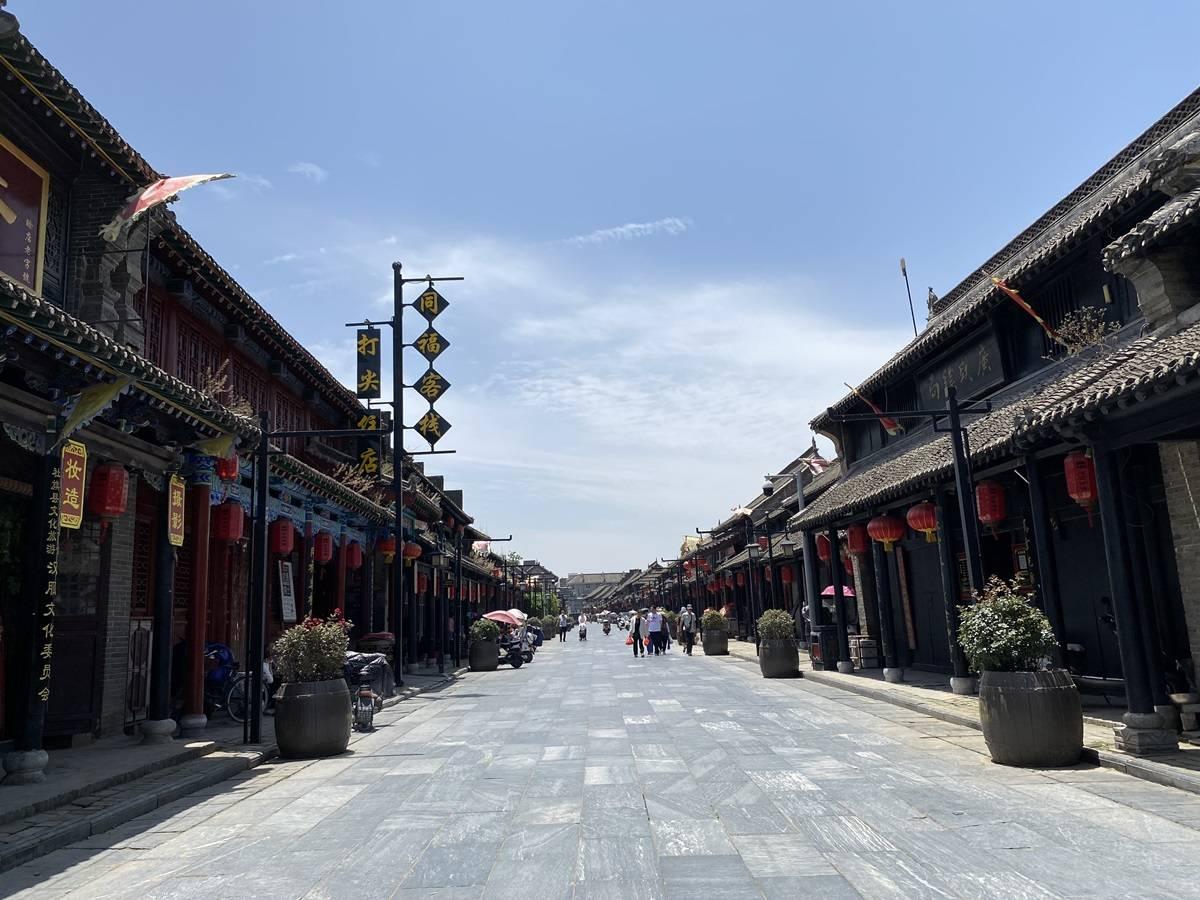 新华社快讯:中缅联合打击跨国电信网络诈骗犯罪取得标志性重大战果,白所成、白应苍、魏怀仁、刘正祥、刘正茂、徐老发等10名缅北重大犯罪嫌疑人被成功押解回国